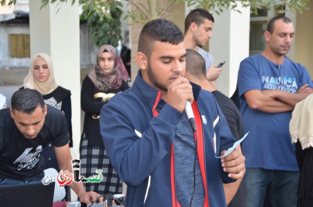 فيديو : الثانوية الجديدة تُبدع في اخراج تحفة فنية للفنان القسماوي عبد التمام ..ايها السادة .. هكذا يُحترم من اعطى للذكرى ..  